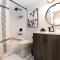 Stylish 1 Bedroom Suite with Lake Access