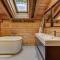 Chalet Alaska