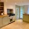 Cotswold Home over 4 floors - perfect for Families Friends Contractors