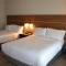 Holiday Inn Express & Suites - Charlotte NE - University Area by IHG - تشارلوت