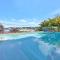 Absolute Waterfront Lakehouse Fishing Point Waterfront Pool Jetty