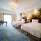 Crowne Plaza Ocean Spring Resort by IHG - Jimo