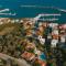 Pantheon Apartments & Studios