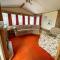 Great 6 Berth Caravan, Perfect For A Beach Holiday In Hunstanton Ref 13007L