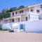 4 bedrooms apartement at Piano di Trappeto 10 m away from the beach with sea view furnished terrace and wifi