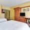 Courtyard by Marriott Bridgeport Clarksburg - Бріджпорт