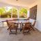 Sand and Shells Beach House- 4 Bedroom with a pool