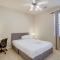 4 Mi to Six Flags Spring Vacation Home