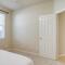 4 Mi to Six Flags Spring Vacation Home
