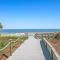 1138 Beach Walker