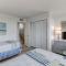 1132 Beach Walker