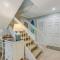 2091 Beach Wood