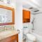 Cozy 1BR with Great Ocean Views - 3 Mins to Waikiki Beach!