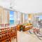 Cozy 1BR with Great Ocean Views - 3 Mins to Waikiki Beach!