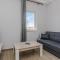 Apartments with a parking space Vir - 21782 - Vir