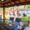 Jacuzzi Suite 204 - Tradewinds