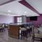 La Quinta Inn by Wyndham Kansas City Lenexa