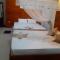 White Block Hotel & Resturant