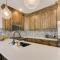 Brian Head Retreat with Deck, Shuttle to Ski Slopes!