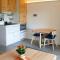 Modernes Alpenstudio mit Bergblick, Pool und Sauna