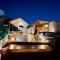 ペットOK! JUNGLIA 15分! サウナ-プール-Private Villa 405