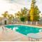 Cozy 3 Bedrooms Town home in Chandler with community pool