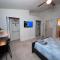 Elegant Long Stay, Pool, Wi-Fi, Gated Area - Tampa