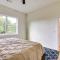 Pet-Friendly Houston Home about 3 Mi to Downtown!
