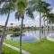 Sunny St Pete Getaway with Shared Pool and Hot Tub - سانت بطرسبرغ