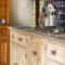 Beautiful Secluded 2 Bedroom Coach House