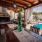 Apartment with private pool and arbor