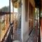 Emahlathini Guest Farm