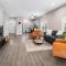 Modern New Build 2BR 2BA Condo w Garage and Patio - وايومنغ