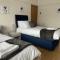 Dinizia, 2 bedrooms, sleeps 5