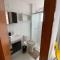 Apartamento na ponta do papagaio com dois quartos completo! A apenas 2 quadras do mar!