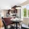 New! Comfy & Cozy Private Flat in Roseville - روزفيل