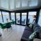Houseboat Mookerplas with Sauna & Lake View