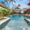 Villa Mango with staff (brand new)