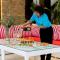 Villa Mango with staff (brand new)