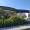 Modern Unit Near CBD & Beach, Free Parking