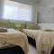 Modern Unit Near CBD & Beach, Free Parking
