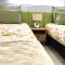 Modern Unit Near CBD & Beach, Free Parking