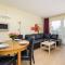 Spacerowa Modern Apartment by Noclegi Renters