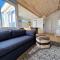 Moonshine - Two Bedroom House with inverter