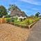 Finest Retreats - Chocolate Box Cottage - Potton