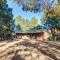 Dog-Friendly Home on Pinetop Lakes Course!
