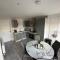 Westland Suites - Stylish, Modern, Elegant, Central Apartments A - Derry