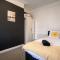 Cozy 4-Bedroom in Coventry: Your Home Away From Home - 考文垂
