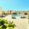 Pambnb - 250m to Beach, Family Pools, Wi-Fi & BBQ
