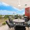 Larrakeyah Grand - Sea View Balcony Haven with Pool